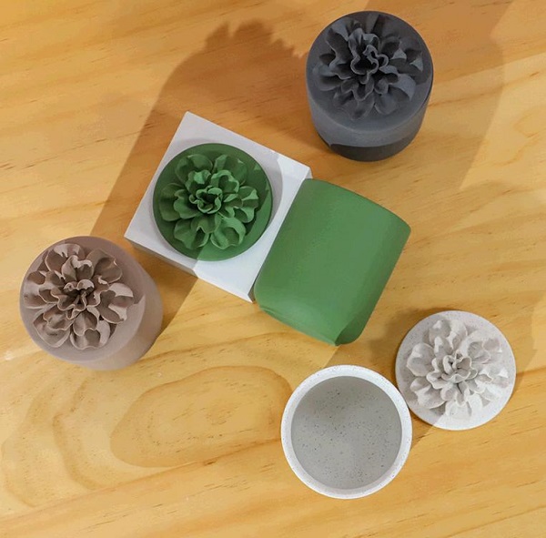 Πέρα από το φωτισμό, τι άλλο μπορεί να κάνει ένα κηροπήγιο; 